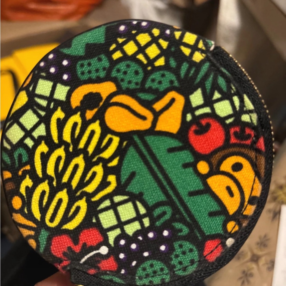 A Bathing Ape ( baby Milo ) Coin Purse